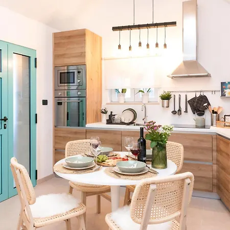 بيت للعطل 2 Bedroom Beautiful In